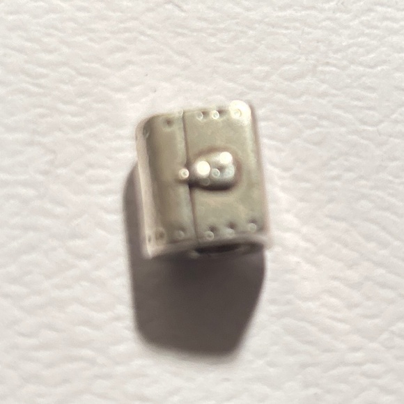 Pandora treasure chest - Picture 3 of 3